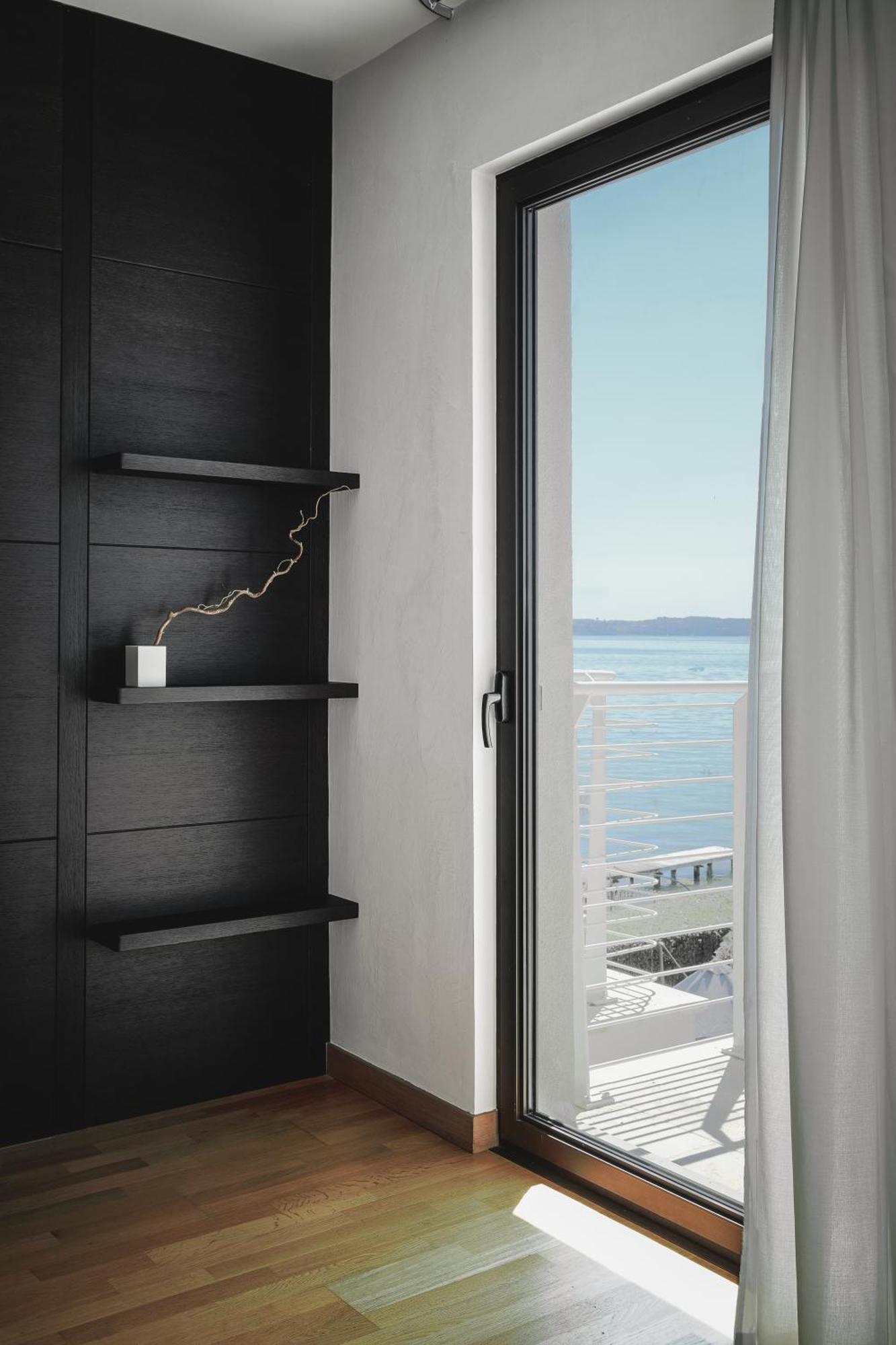 Aqva Boutique Hotel (Adults Only) Sirmione Exteriör bild
