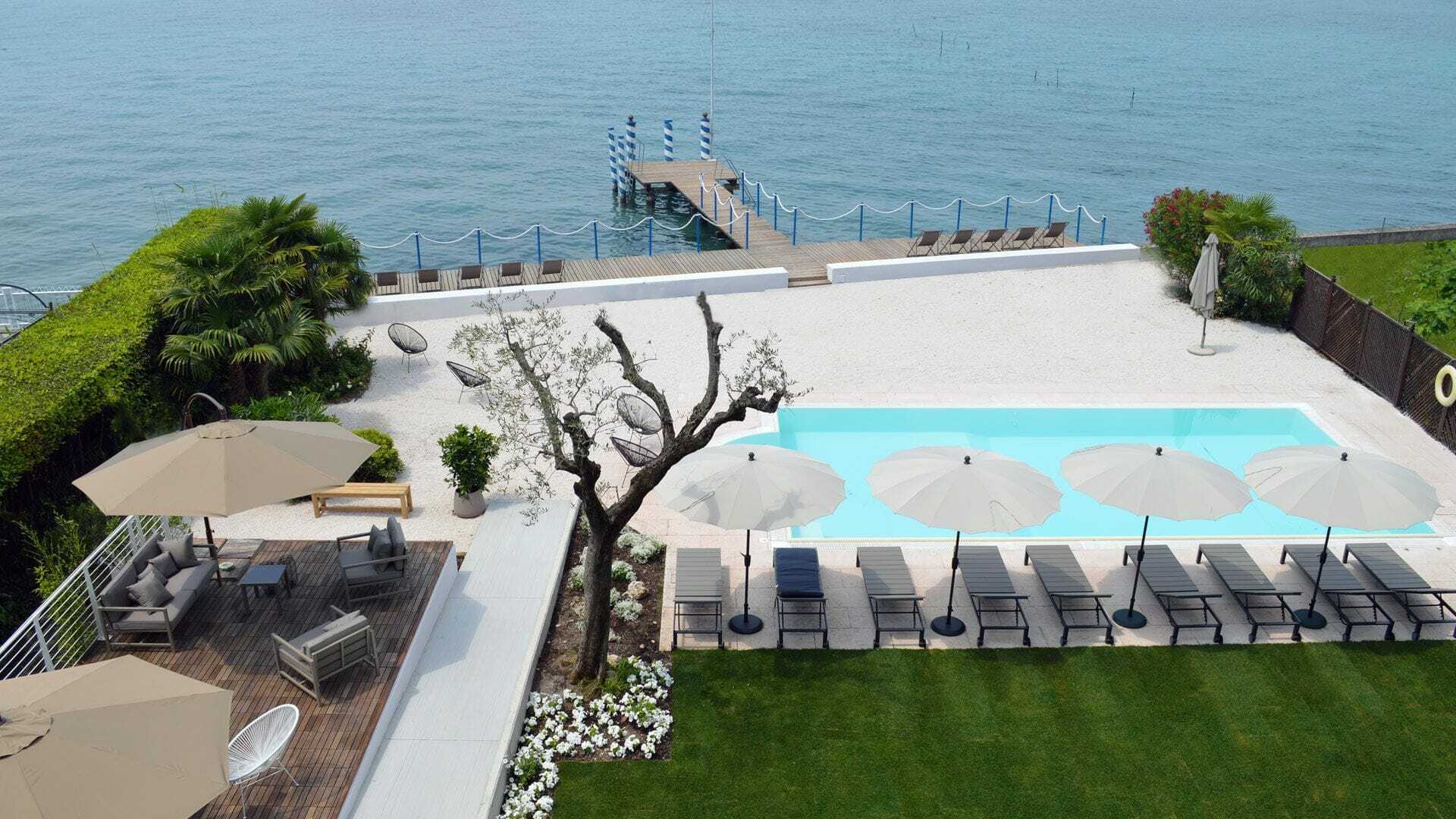 Aqva Boutique Hotel (Adults Only) Sirmione Exteriör bild